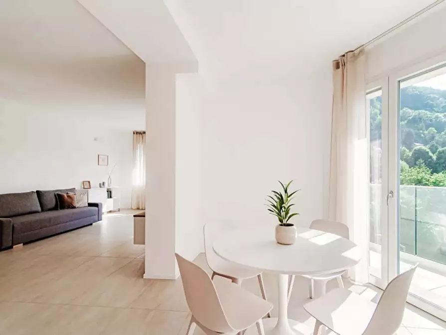 Immagine 22 di Appartamento in affitto  in Via Bellinzona52 a Como