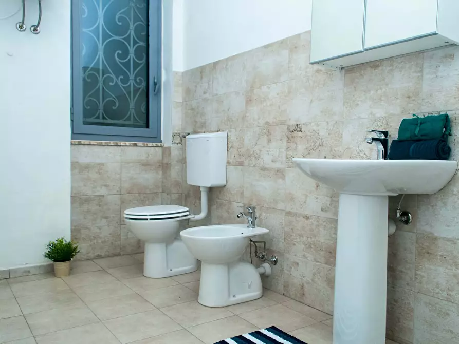 Immagine 12 di Camera in affitto  in Piazza Tancredi Galimberti25 a Torino