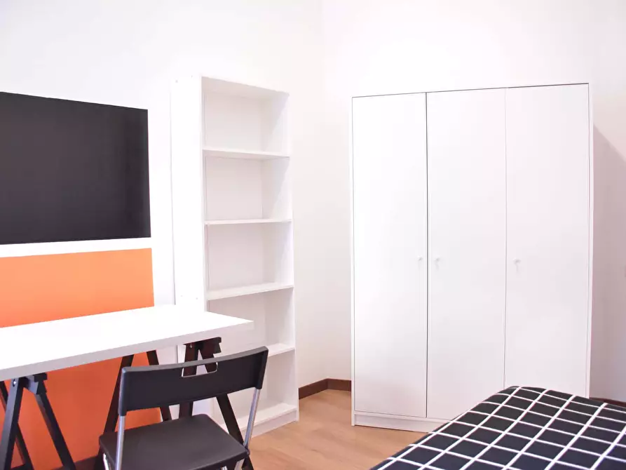 Immagine 4 di Camera in affitto  in Via Tigellio20 a Cagliari