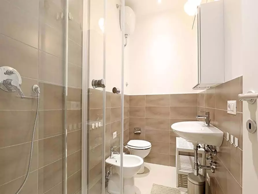 Immagine 14 di Camera in affitto  in Via Arrigo Davila123 a Roma