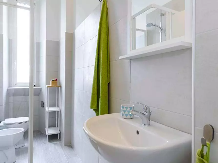 Immagine 13 di Camera in affitto  in Via Annibale Grasselli8 a Milano