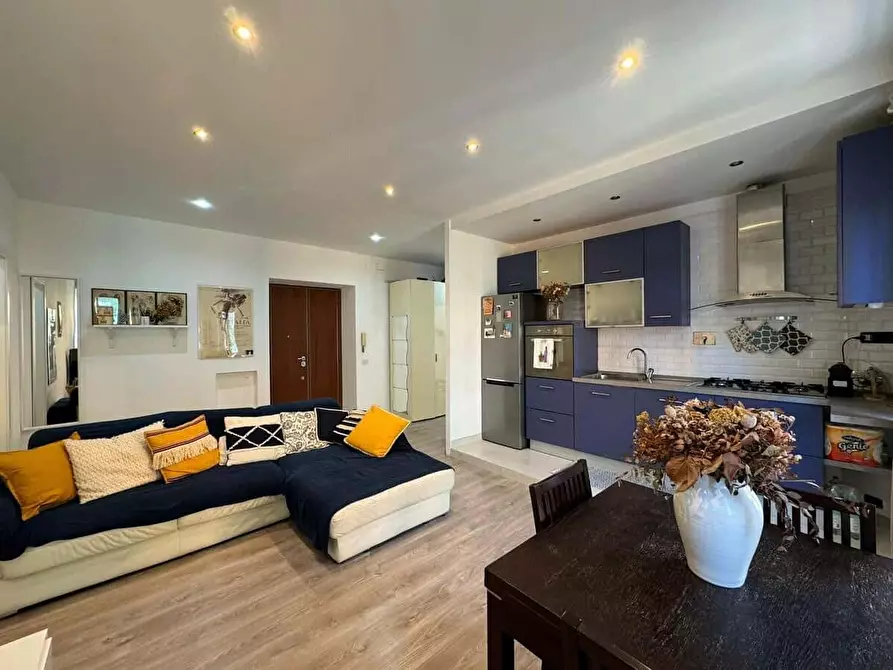 Immagine 8 di Appartamento in affitto  in Via dei Faggi93 a Roma