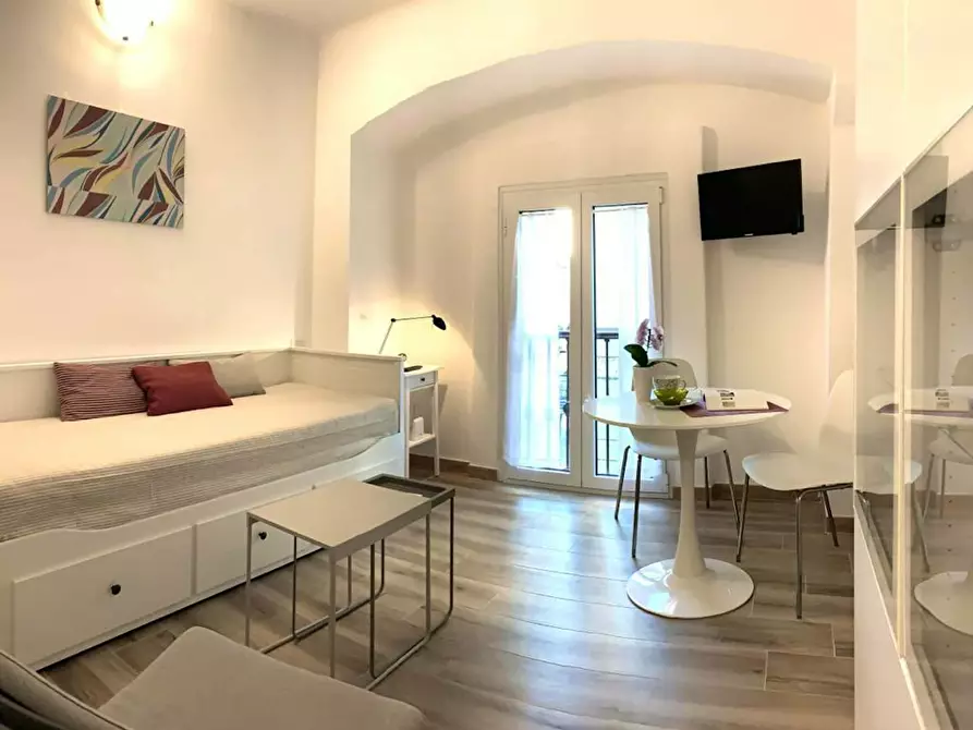 Immagine 2 di Appartamento in affitto  in Via Savona a Milano