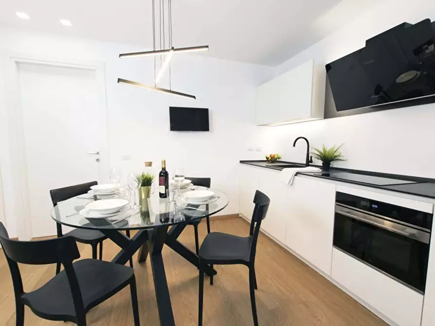 Immagine 13 di Appartamento in affitto  in Via Cicco Simonetta7 a Milano