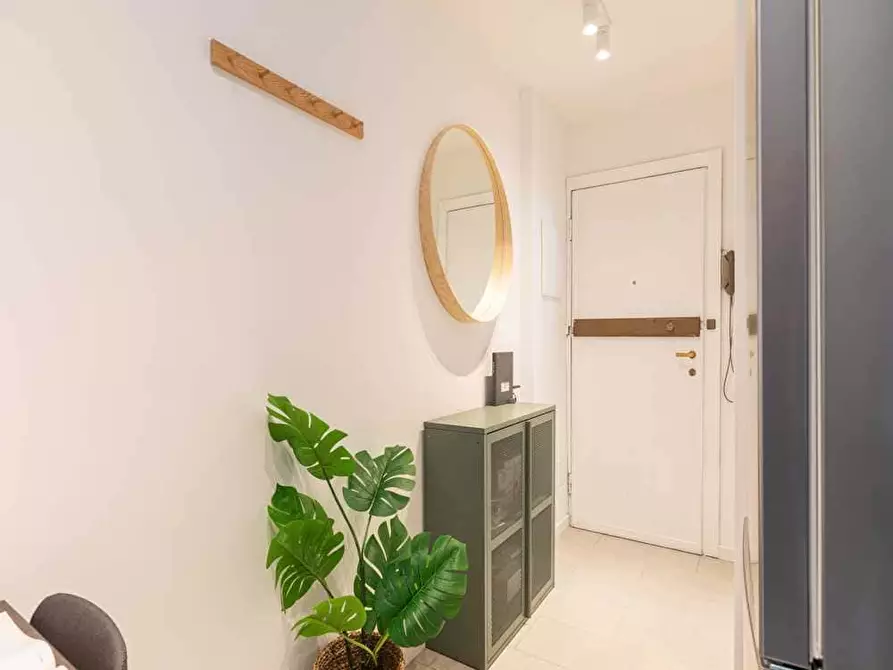 Immagine 14 di Camera in affitto  in Via Salvatore Barzilai9 a Milano