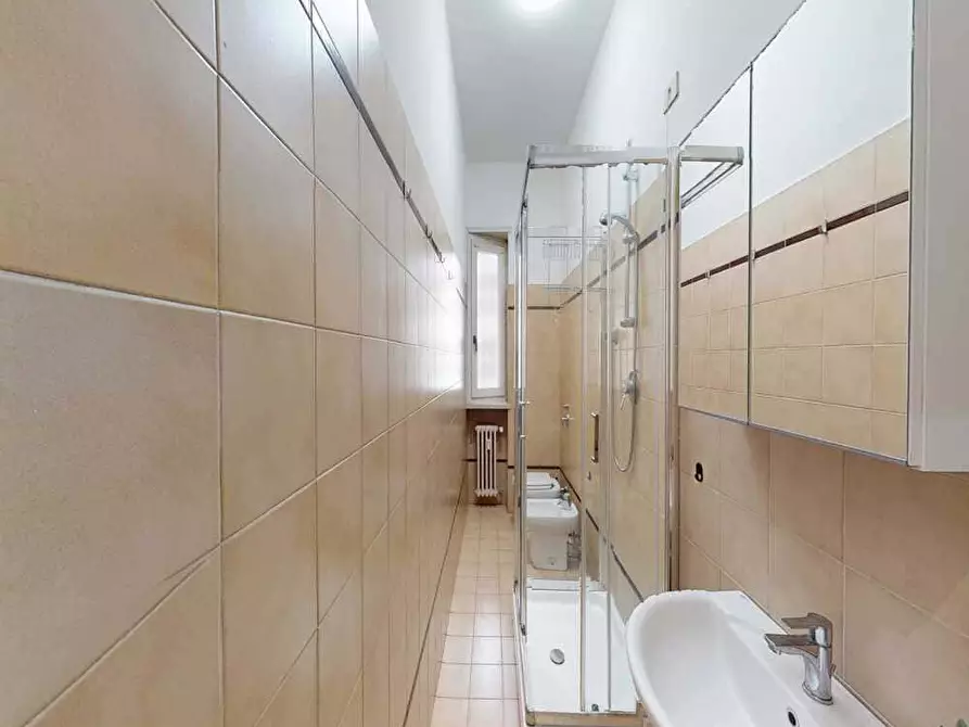 Immagine 12 di Camera in affitto  in Via Anco Marzio4 a Milano