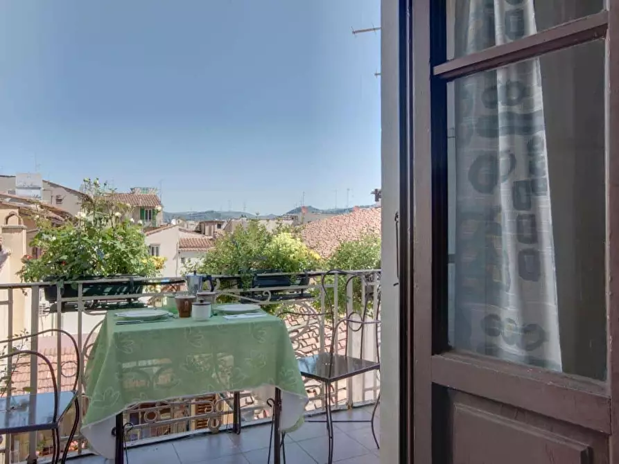 Immagine 2 di Appartamento in affitto  in Via Ricasoli1 a Firenze