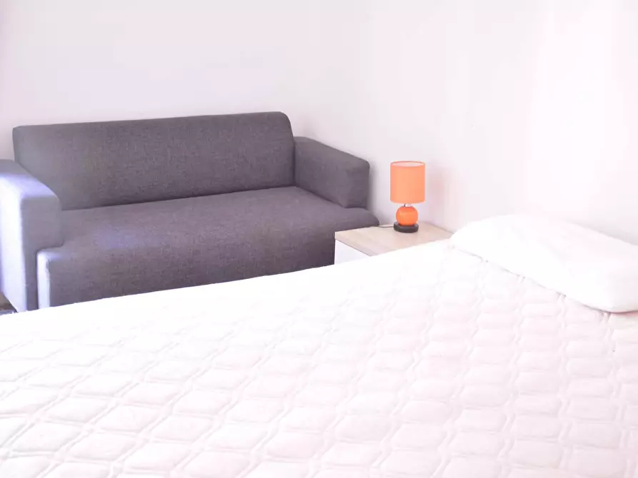 Immagine 3 di Camera in affitto  in Via Pola26 a Cagliari