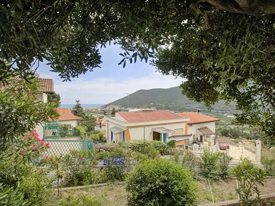 Immagine 8 di Appartamento in affitto  in Via Borghetto Santo Spirito4 a Borghetto Santo Spirito