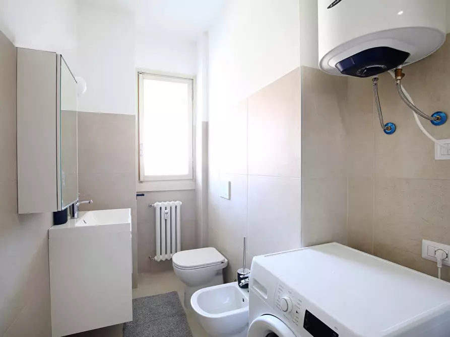 Immagine 22 di Camera in affitto  in Via Benjamin Constant6 a Milano