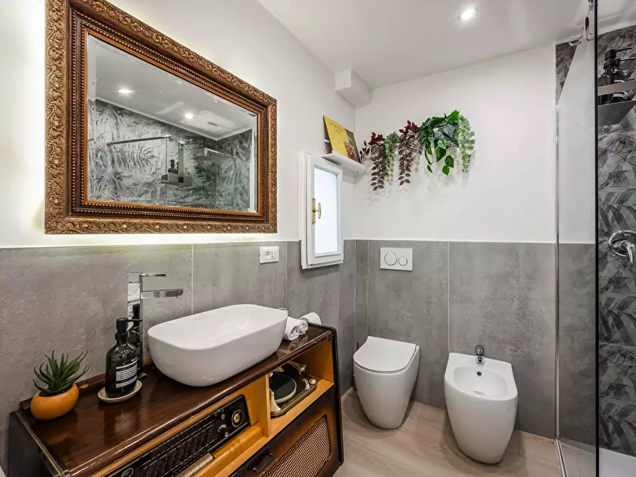 Immagine 15 di Appartamento in affitto  in Via San Vitale78 a Bologna