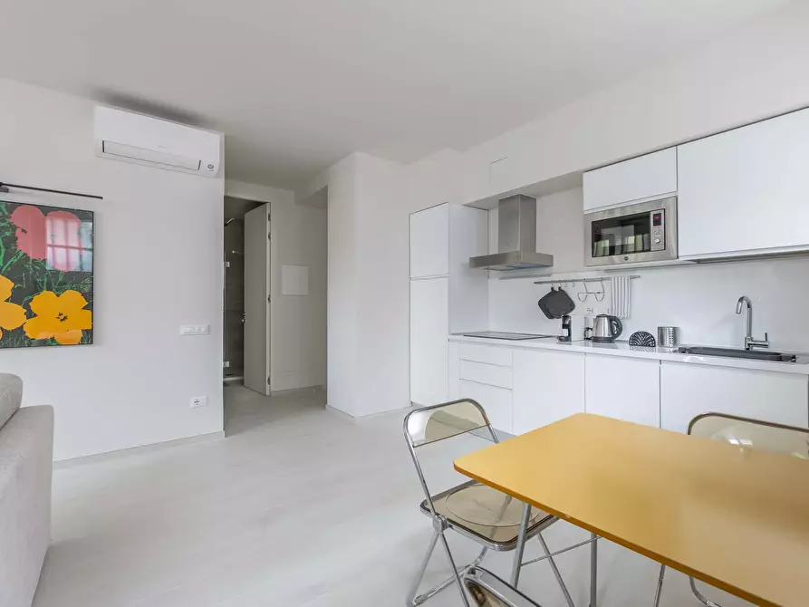 Immagine 22 di Appartamento in affitto  in Via Francesco Melzi d'Eril26 a Milano