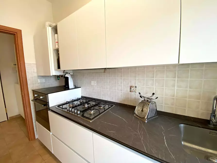 Immagine 23 di Appartamento in affitto  in Via Giulio Cesare82 a Viareggio