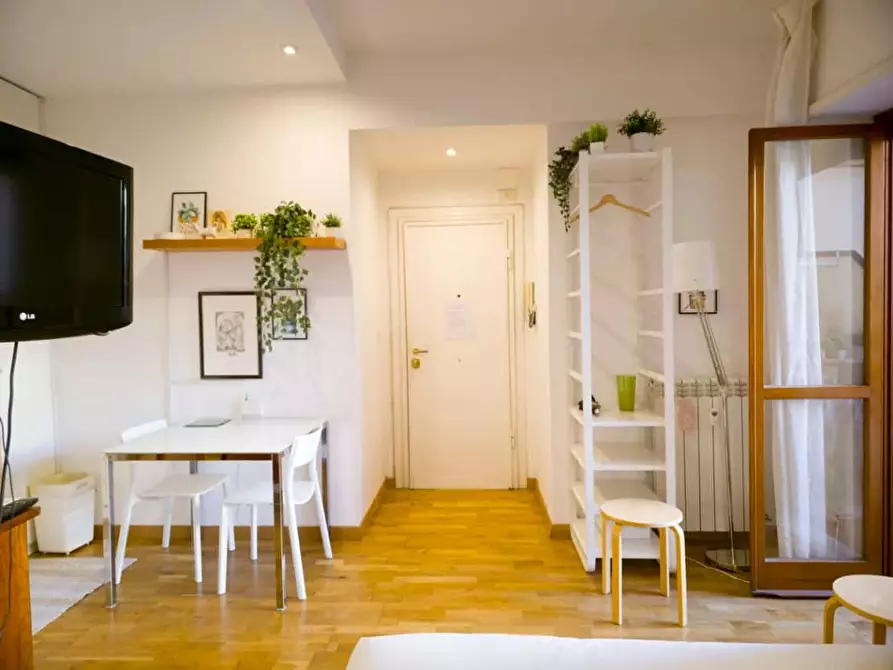 Immagine 7 di Appartamento in affitto  in Via del Lago Terrione83 a Roma