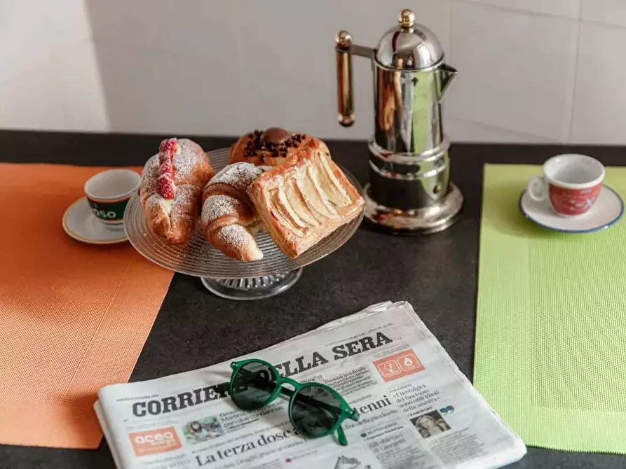 Immagine 26 di Appartamento in affitto  in Via Francesco Anzani a Como