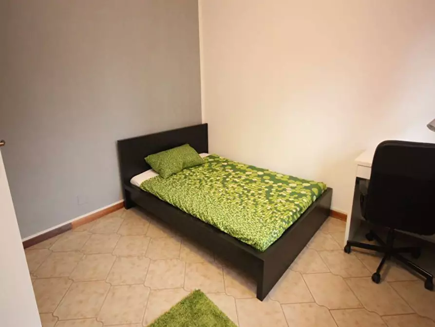 Immagine 2 di Camera in affitto  in Via Ulisse Salis10 a Milano