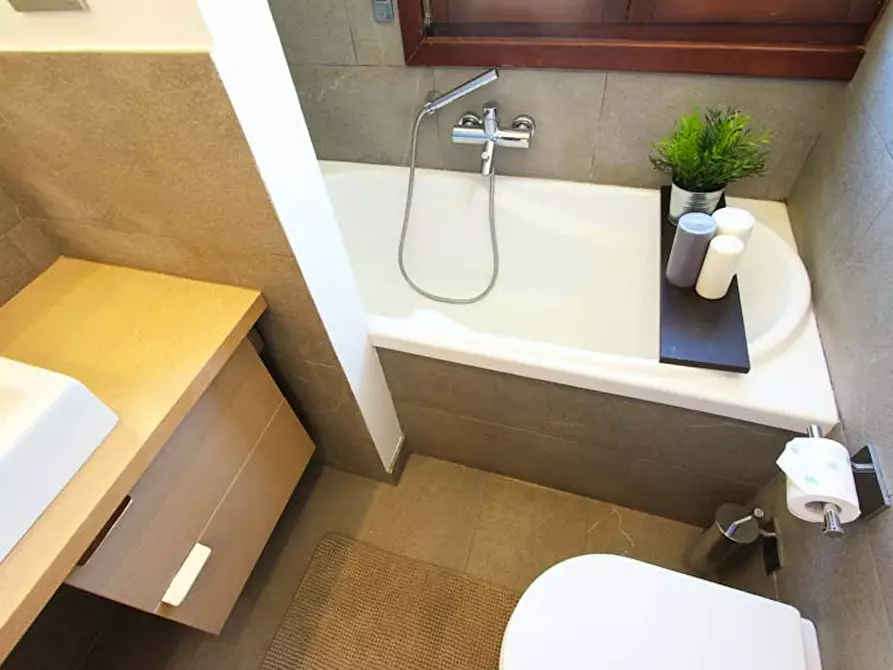 Immagine 7 di Camera in affitto  in Via Augusto Murri a Venezia