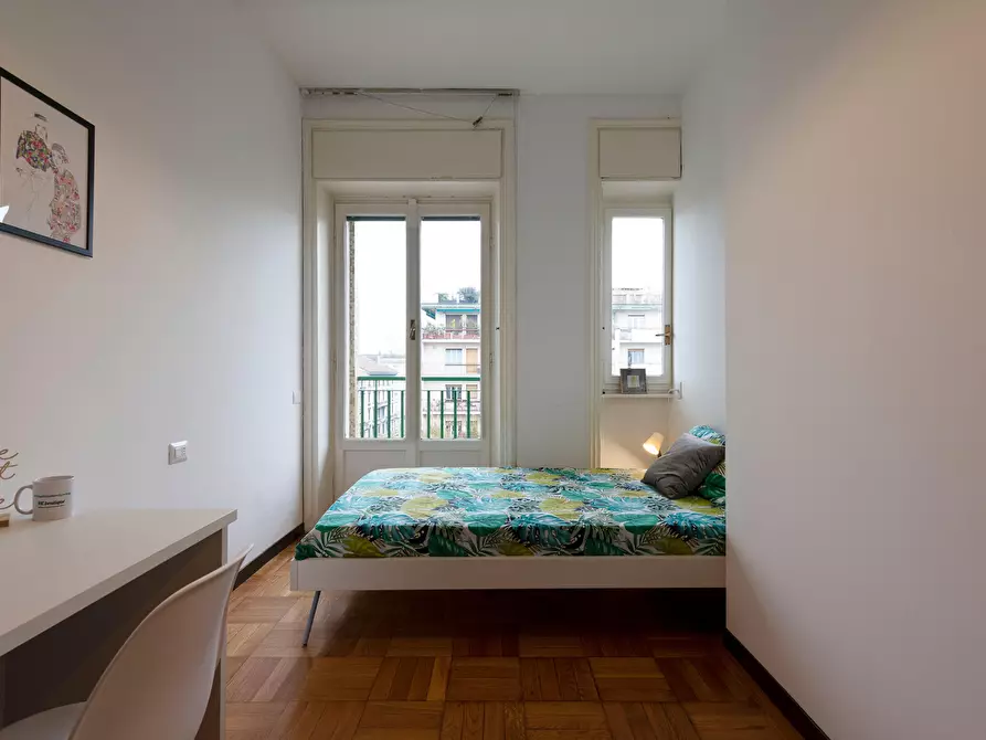 Immagine 2 di Camera in affitto  in Viale Beatrice d'Este30 a Milano