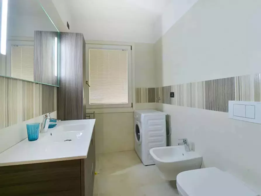 Immagine 23 di Appartamento in affitto  in Via delle Moline20 a Bologna