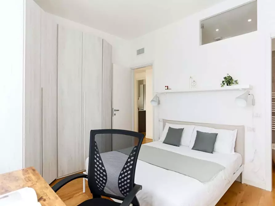 Immagine 19 di Appartamento in affitto  in Via Giovanni Battista Pergolesi a Milano