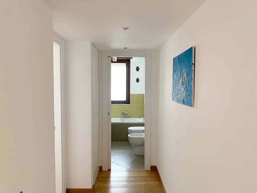Immagine 15 di Appartamento in affitto  in Viale della Grande Muraglia59 a Roma