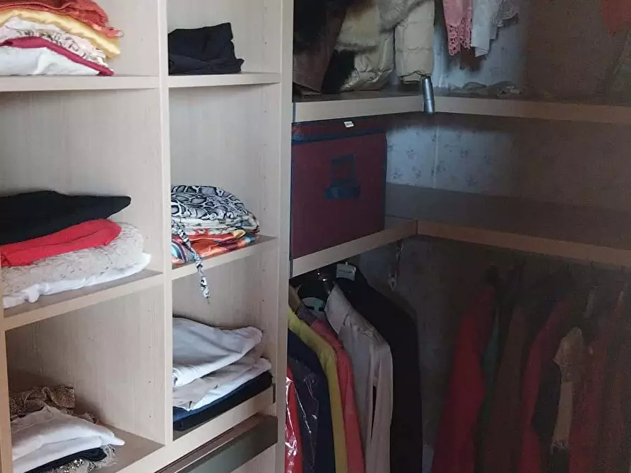 Immagine 17 di Appartamento in affitto  in Via San Romualdo33 a Napoli