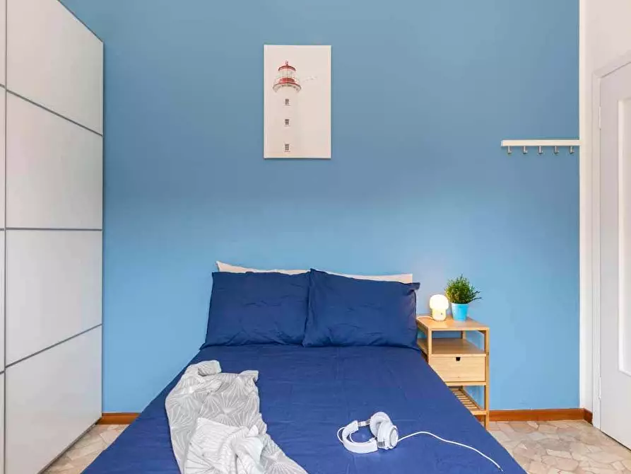 Immagine 3 di Camera in affitto  in Via Bir Acheim15 a Milano