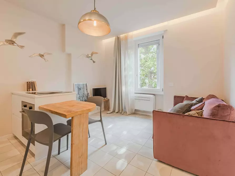 Immagine 1 di Appartamento in affitto  in Via Valtorta22 a Milano