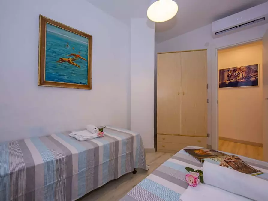 Immagine 9 di Appartamento in affitto  in Via Giovanni Pascoli13 a Alassio