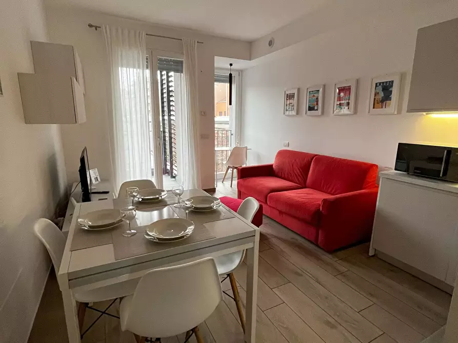 Immagine 1 di Appartamento in affitto  in Via Privata Filippo Severoli11 a Milano