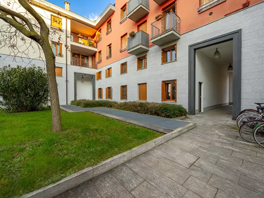 Immagine 35 di Appartamento in affitto  in Via Magolfa21 a Milano