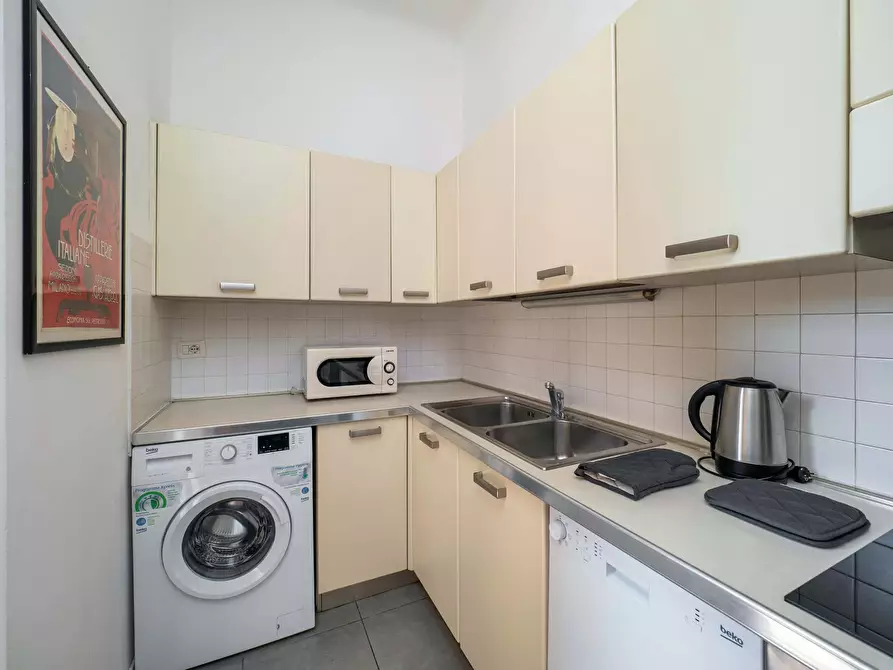 Immagine 29 di Appartamento in affitto  in Via Vigevano a Milano