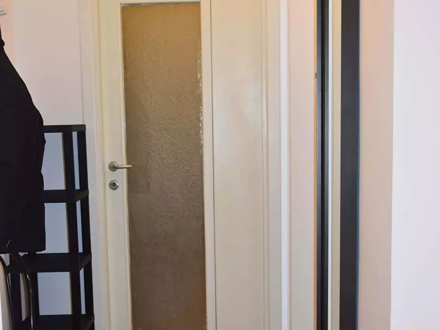 Immagine 17 di Appartamento in affitto  in Via Sisto IV113 a Roma