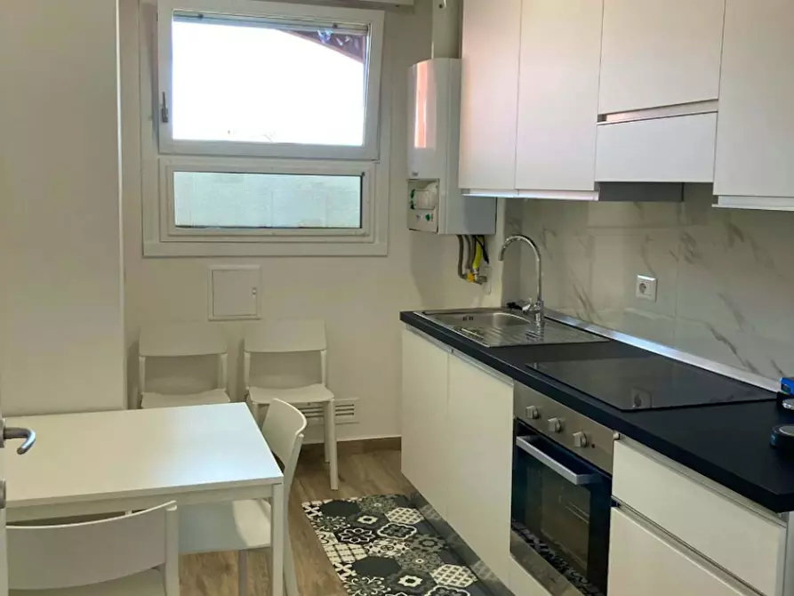 Immagine 5 di Appartamento in affitto  in Via Tommaso Grossi a Rho