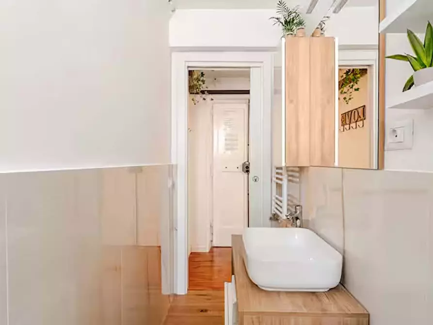 Immagine 12 di Appartamento in affitto  in Salita di Monte del Gallo9 a Roma