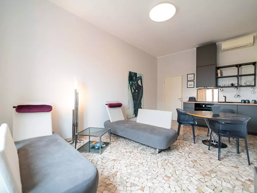 Immagine 31 di Appartamento in affitto  in Via Edmondo de Amicis4 a Milano