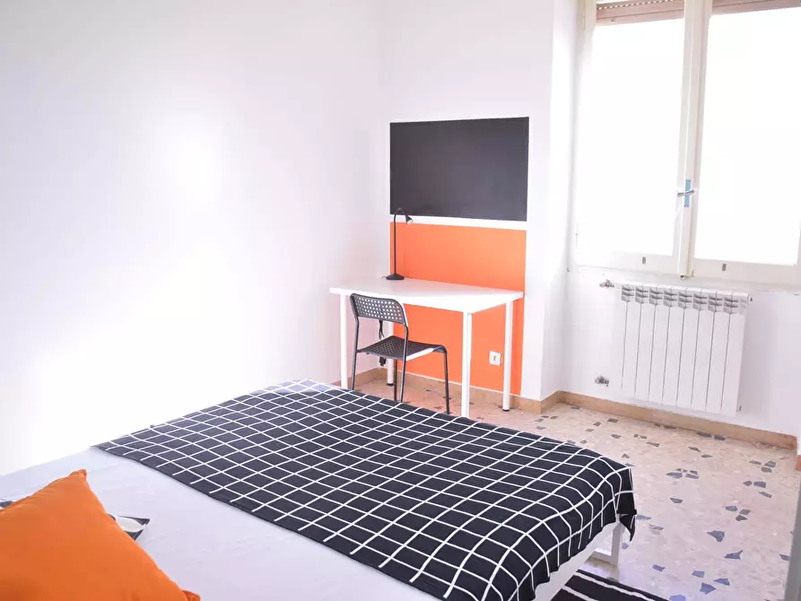 Immagine 2 di Camera in affitto  in Via dei Passeri3 a Cagliari