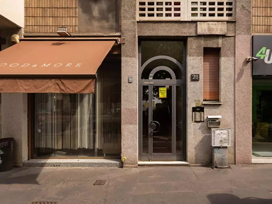 Immagine 14 di Appartamento in affitto  in Viale Isonzo28 a Milano