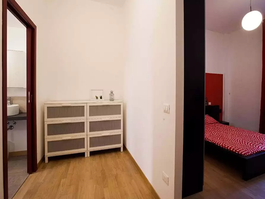 Immagine 2 di Camera in affitto  in Via Ravizza34 a Milano