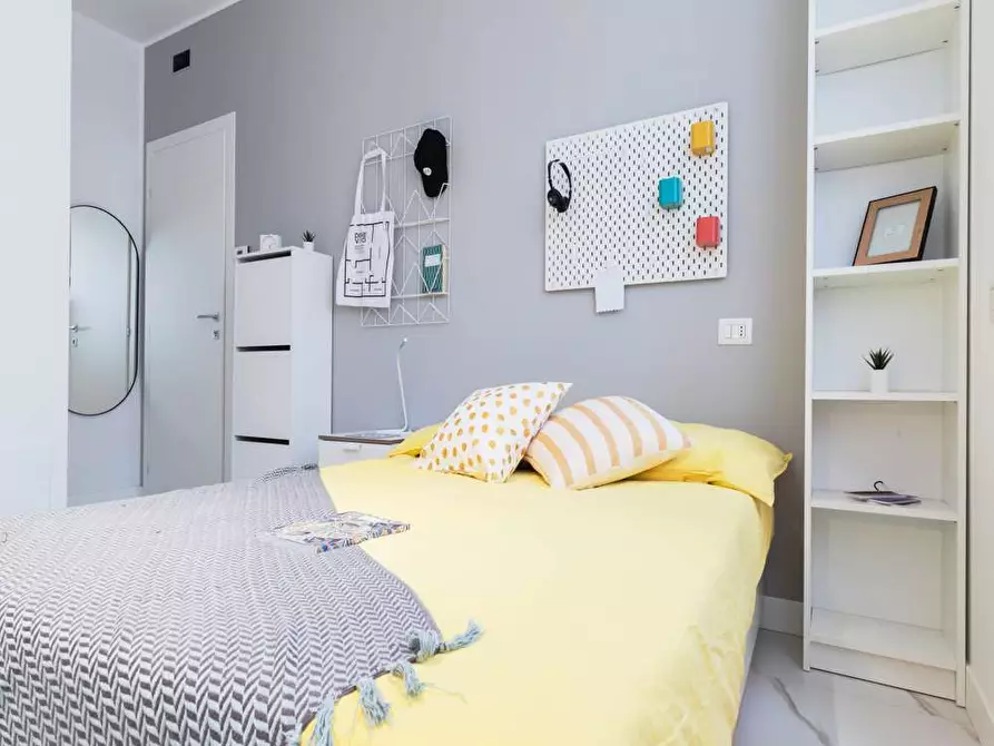 Immagine 10 di Camera in affitto  in Viale Bligny28 a Milano