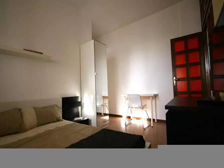 Immagine 3 di Camera in affitto  in Via Carlo Marx32 a Milano