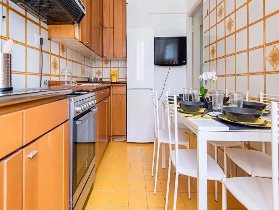 Immagine 21 di Camera in affitto  in Viale Legioni Romane5 a Milano