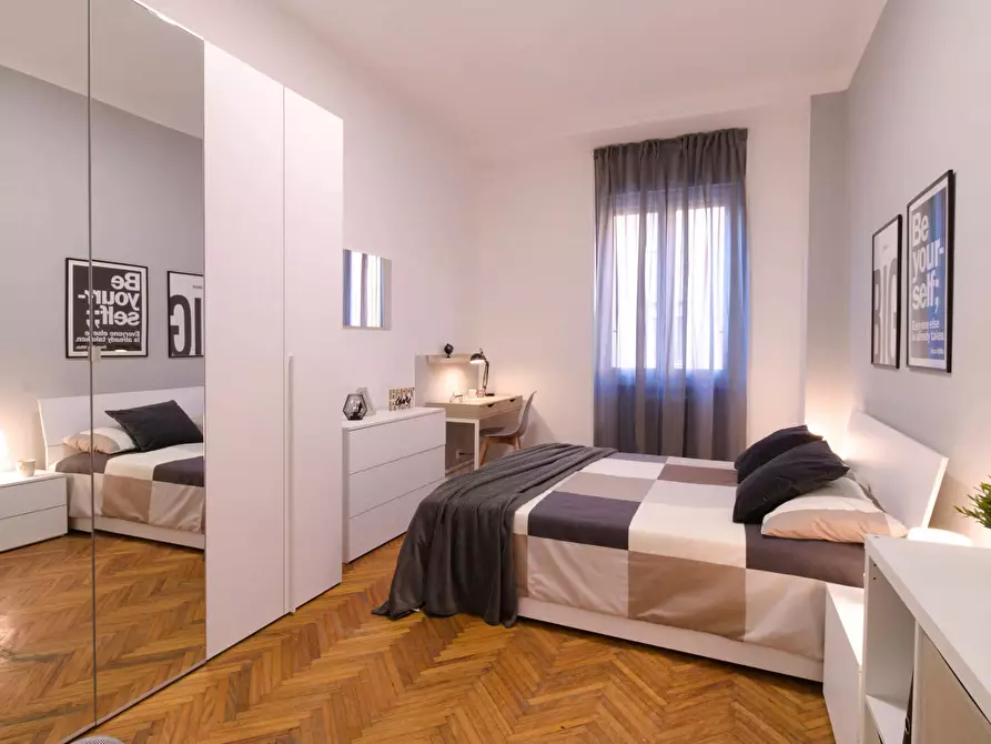 Immagine 3 di Camera in affitto  in Via XX Settembre a Brescia