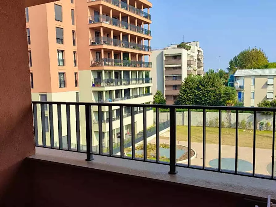 Immagine 20 di Camera in affitto  in Via Cefalonia a Milano