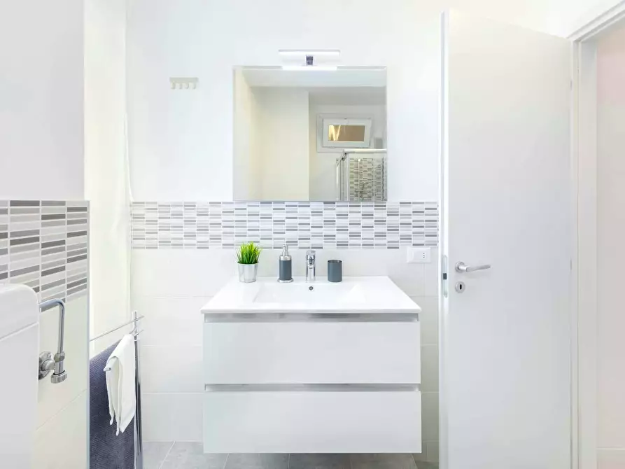 Immagine 5 di Camera in affitto  in Via Milano23 a Venezia