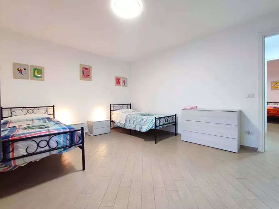 Immagine 10 di Appartamento in affitto  in via Giorgio Bassani62 a Roma
