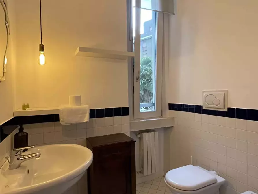 Immagine 20 di Appartamento in affitto  in Via Caccialepori41 a Milano