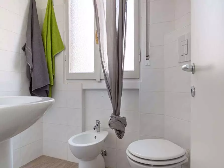 Immagine 16 di Camera in affitto  in Via Salvatore Barzilai13 a Milano