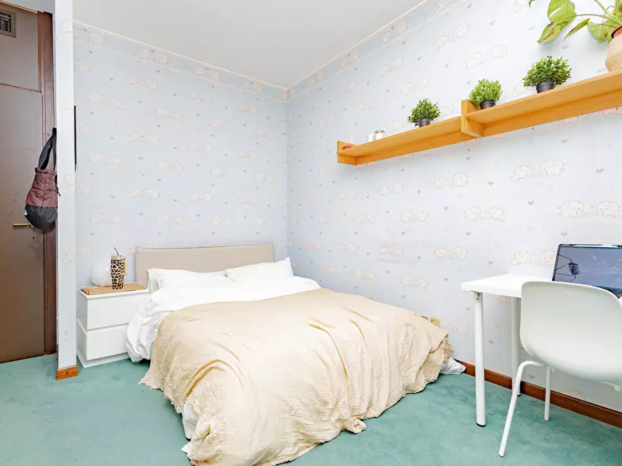 Immagine 2 di Camera in affitto  in Via Francesco Caracciolo77 a Milano