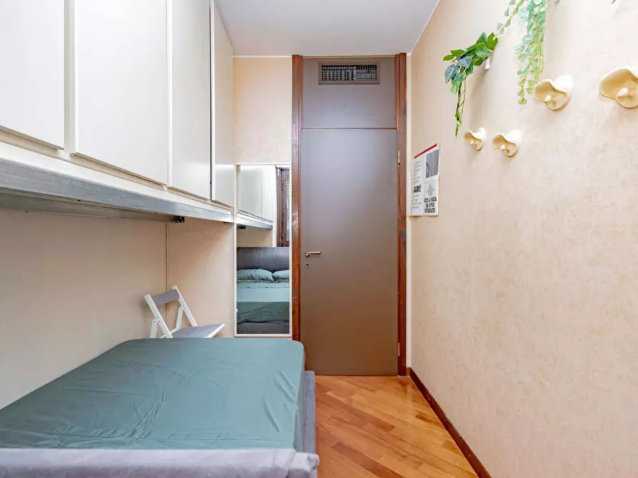 Immagine 4 di Camera in affitto  in Via Francesco Caracciolo77 a Milano